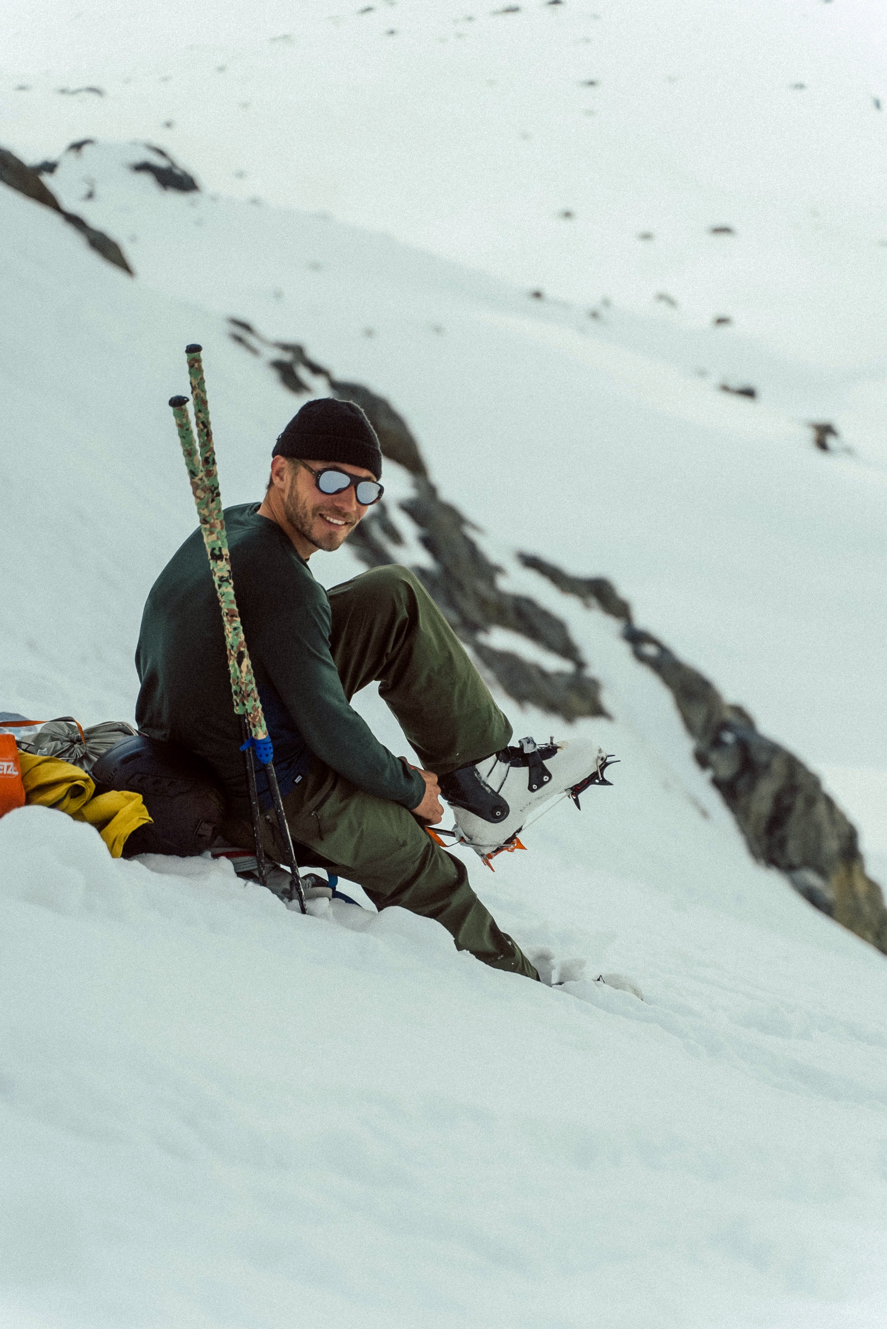 Top Ski Sunglasses for Men 2025 – VALLON® Top Ski Sunglasses for Men 2025 – VALLON®