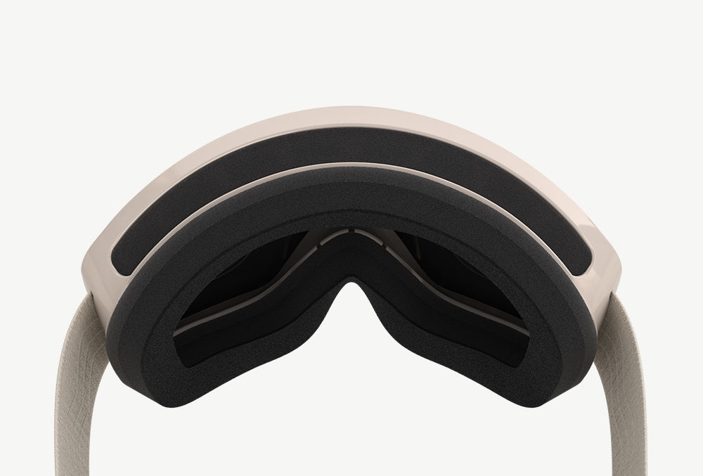 A close-up view of the frame and foam on VALLON Freebirds ski goggles