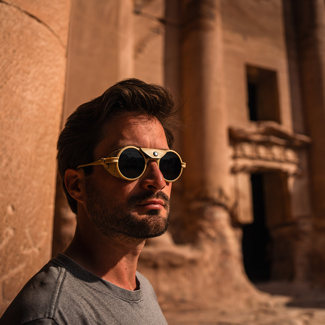 Man wears VALLON Heron Desert polarized side shield sunglasses with Cat. 3 protection for desert adventures