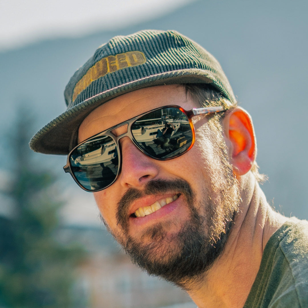 Man wears VALLON Howlin' from VALLON in Dark Tortoise