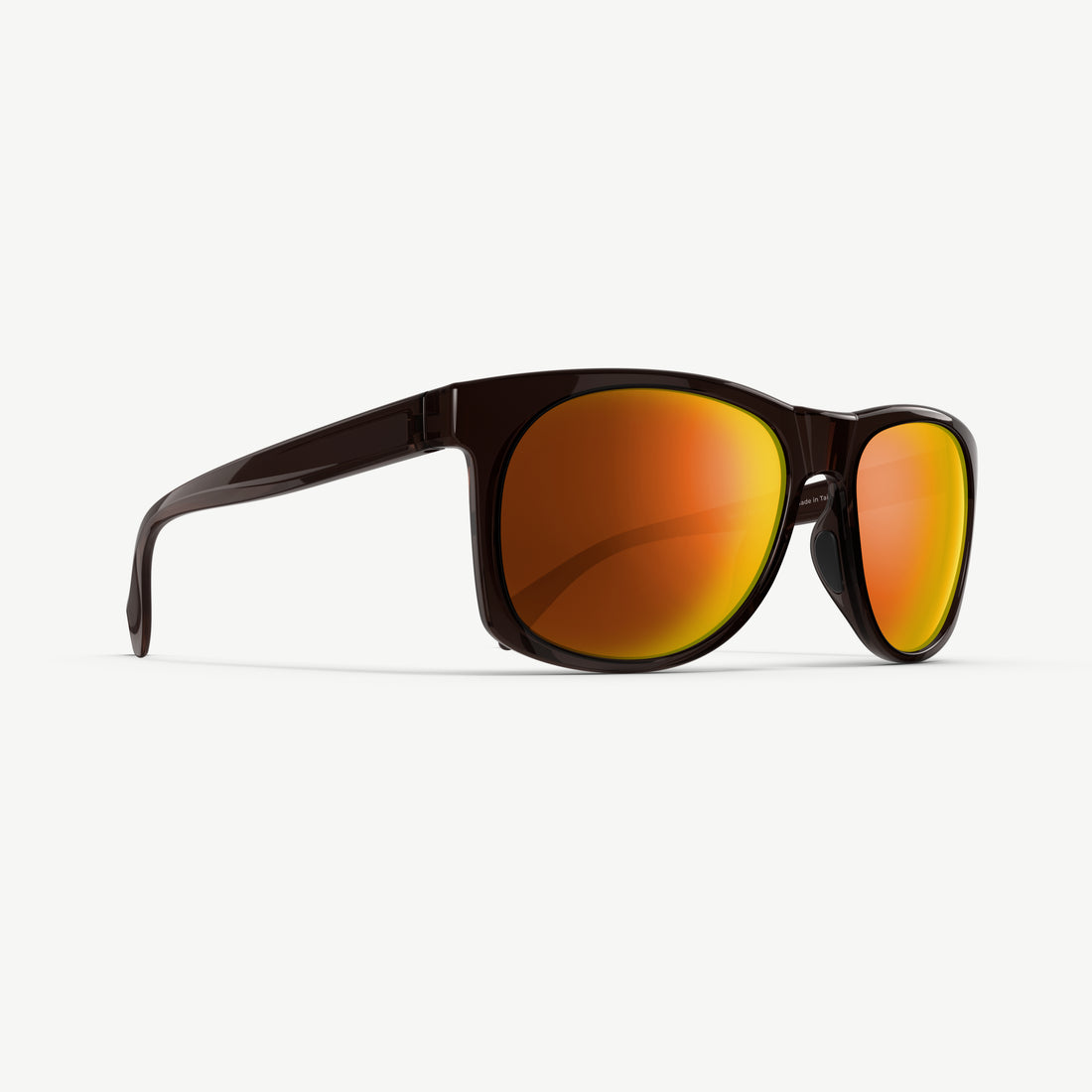 Ventures from VALLON are sports sunglasses with V52 optics and sustainable lightweight frame