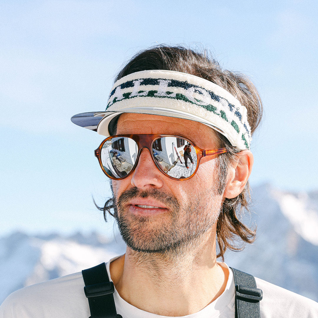 Man wears VALLON Vizor in bright sunshine for retro style
