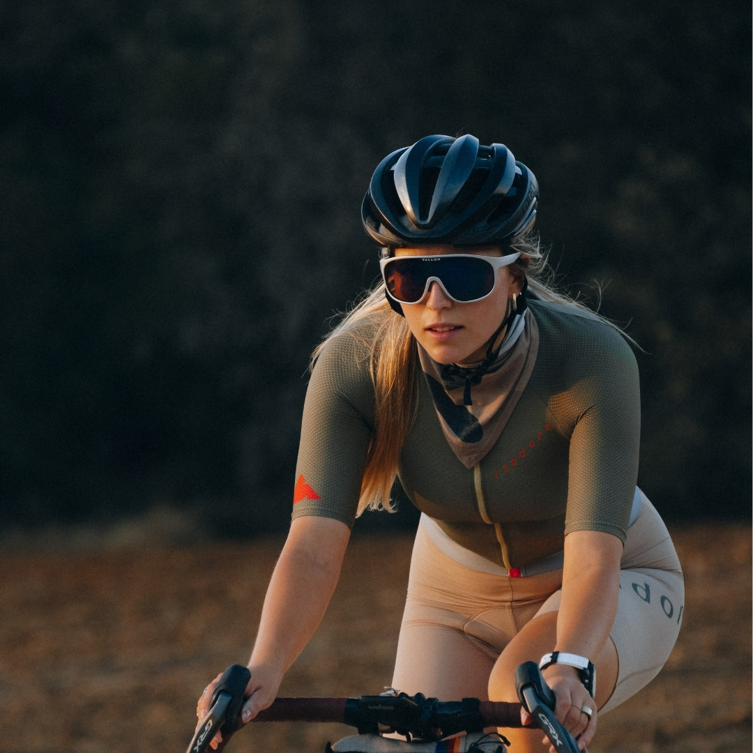 Woman wears VALLON Watchtowers in Silver-Blue for road cycling