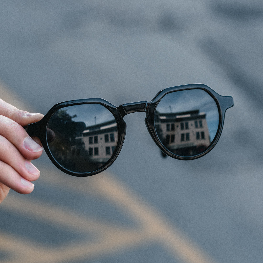 Close-up of Arlo sunglasses outdoors