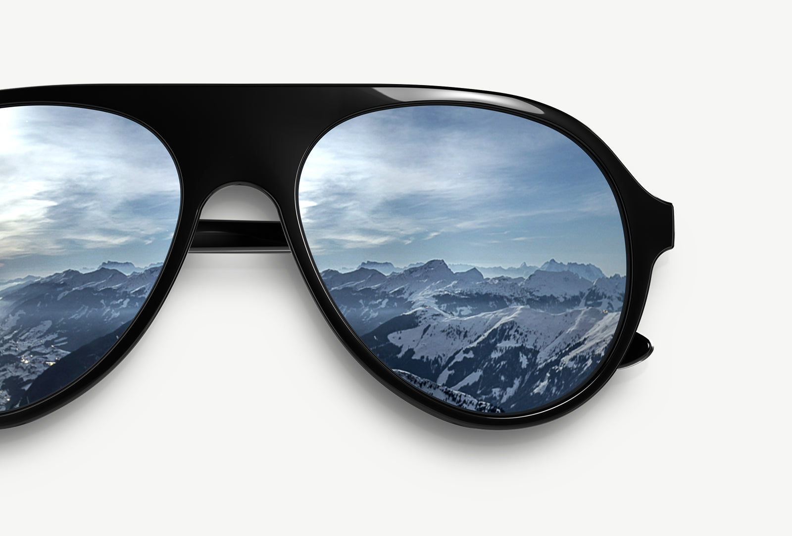 Hazlewood | 80s-Inspired Teardrop Performance Aviators – VALLON®